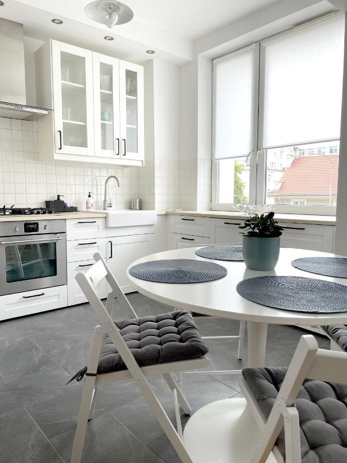 08 Gdynia Centrum - Apartament Mieszkanie Dla 6 Os Exterior foto